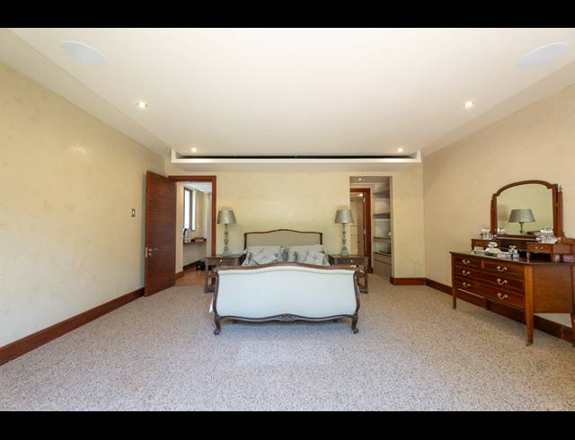 4 BEDROOM HOUSE FOR SALE IN ZIMBALI ESTATE